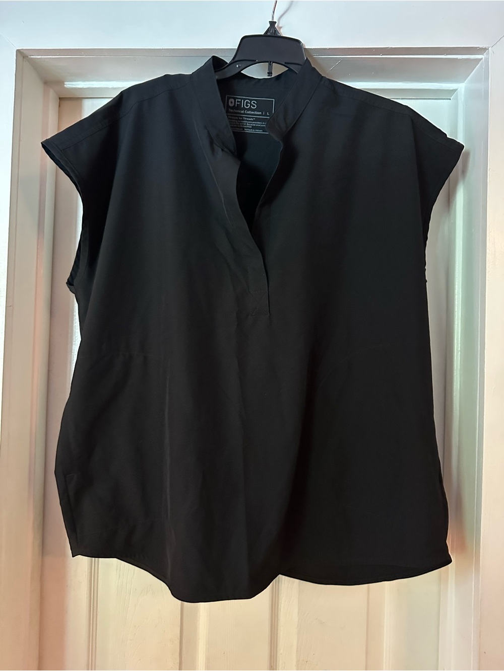 Figs Black Cap Sleeve Mandarin V-Neck Tunic
